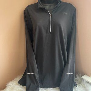Nike Dri-Fit Black Long Sleeve Running Pullover in Size XL